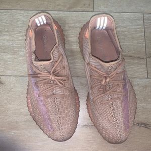 Yeezy 350V2 Clay